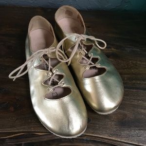 BIRKENSTOCK - “RYE” Metallic Gold Lace-Up Flats - Authentic - Size 38 (US 7)
